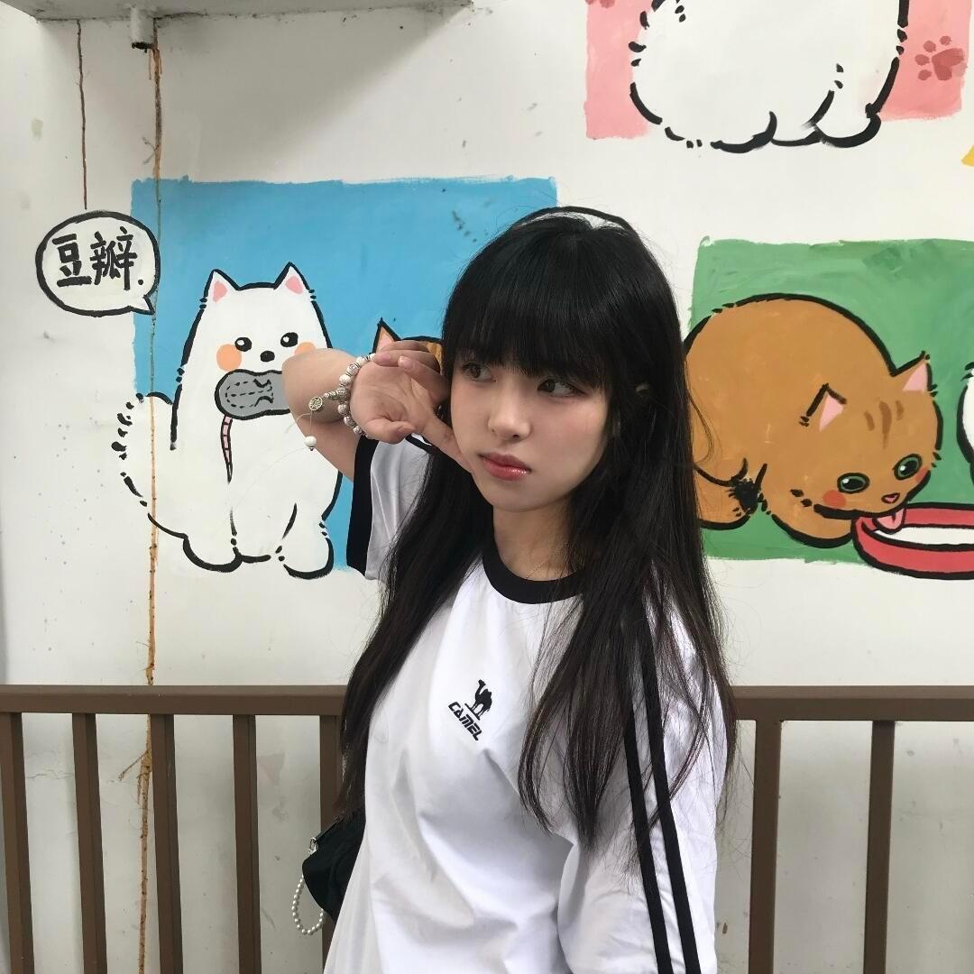 WeChat ｜氛围感女生头像 ​ ​​​