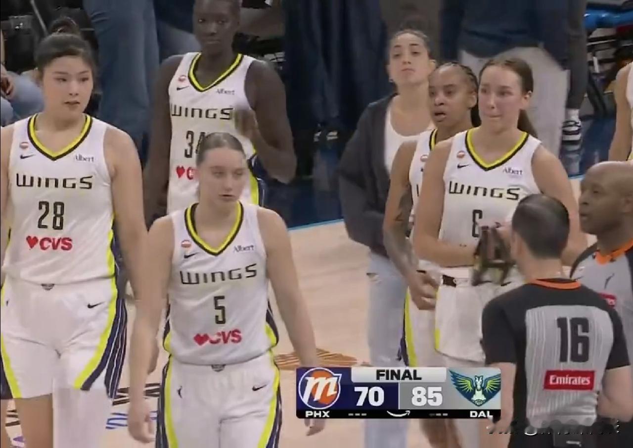 WNBA常规赛战报，李月汝短暂登场打成2+1贡献3分1篮板，佩奇31分6板5助攻