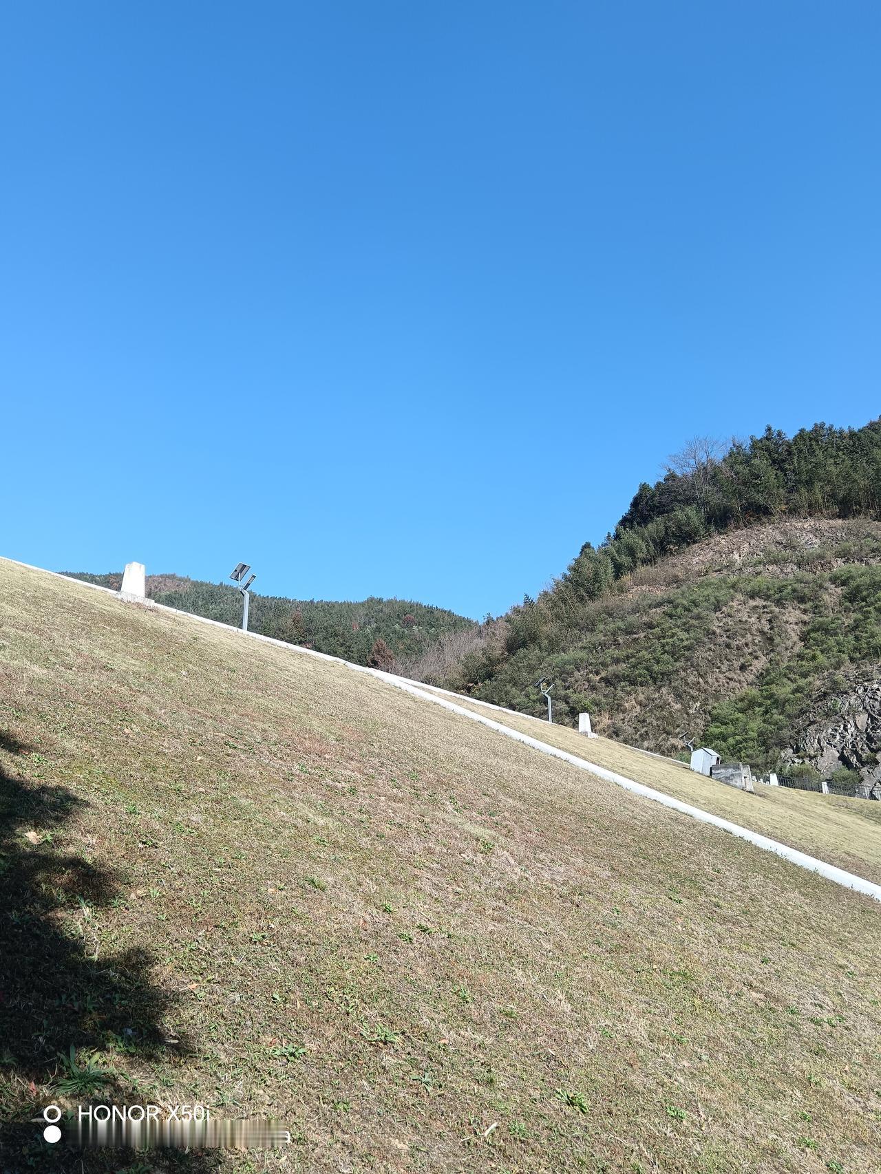 这是在我的家乡，随手一拍，今天没什么特别的事，一帆风顺，万事如意