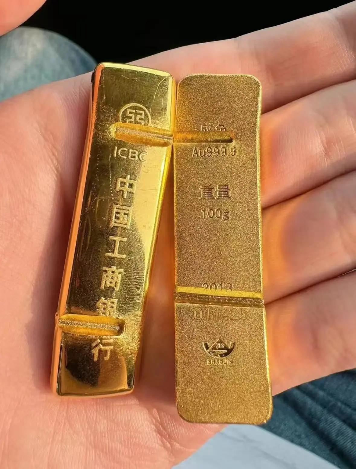 110一克时给婆婆买了个手镯，现在快上千元一克了，好想劝婆婆把它换成钱算了，但也