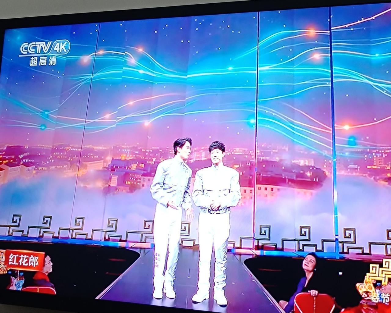 这春晚啊真的是看不看没什么意思啊，真的是越来越没意思啊，这都是什么啊，都没有期待