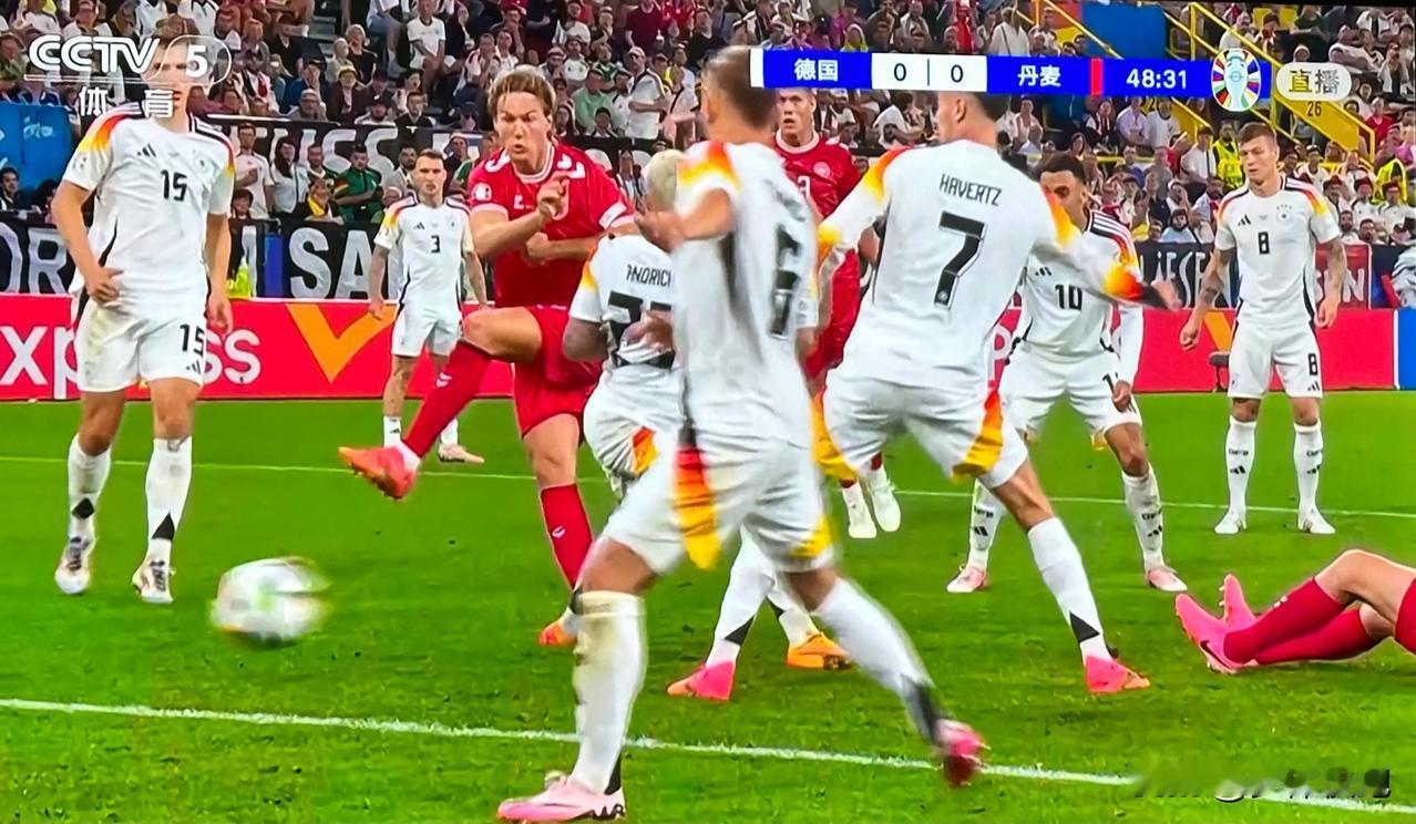 丹麦童话又上演了，不过这一次不是喜剧!欧洲杯1/8决赛德国对阵丹麦队的下半场比赛