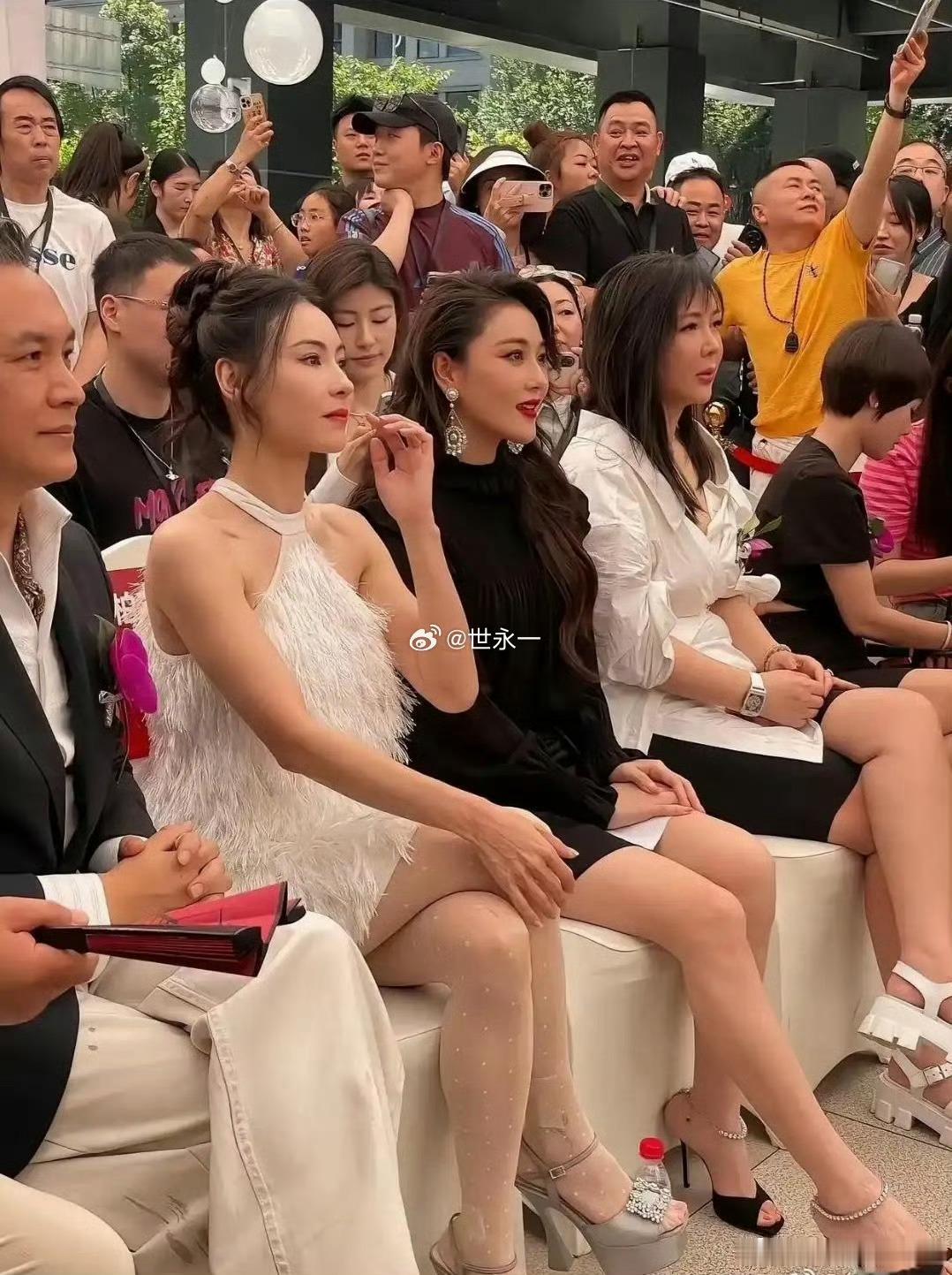 张白纸也老了，看看腿就知道啦 