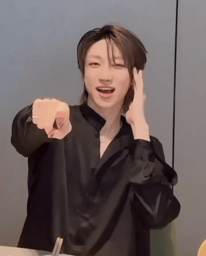 又闭眼好娇喔 ​​​