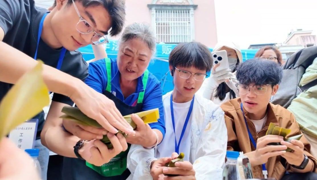 文旅部：端午节假期，全国文化和旅游市场安全平稳有序。端午节假期3天，全国国内出游