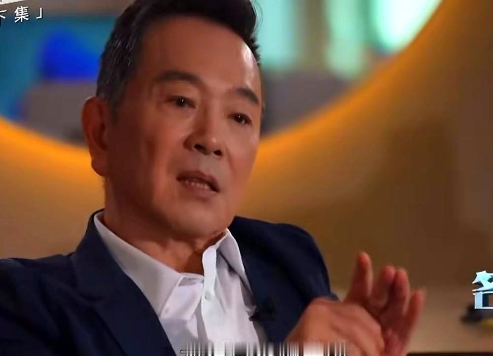 一条戏拍47次，超支12万，只为演出双重人格。导演丁黑说，他的表演可以直接当教学
