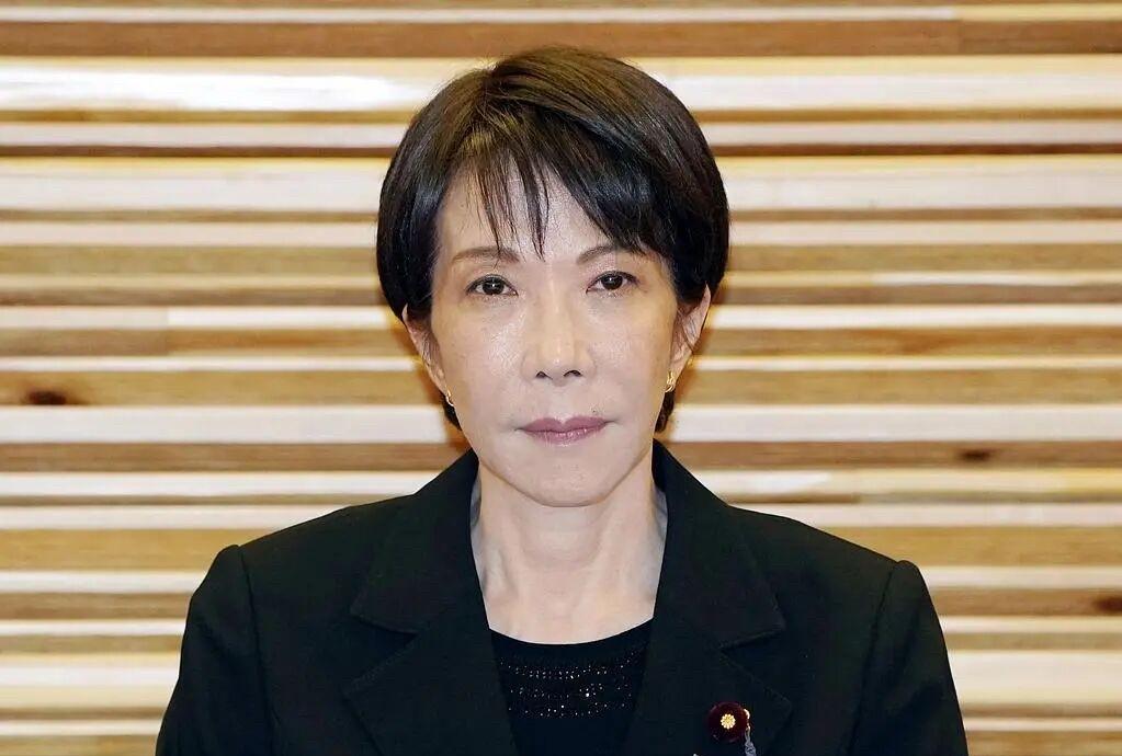 局势彻底反转！日本主动放下身段寻求对华合作。
日媒披露，日本进口车销量七年首次回