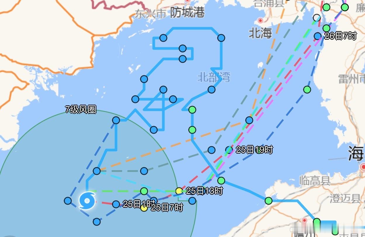 这个台风咋还在玩转圈圈