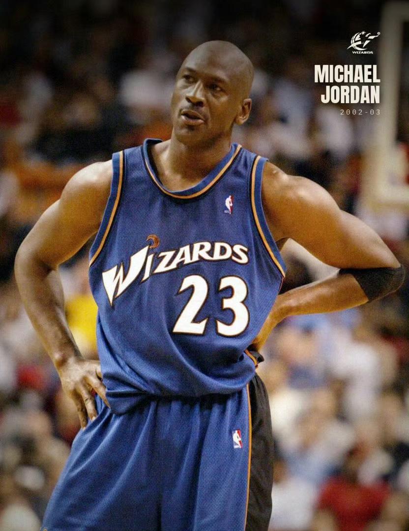 NBA里英雄迟暮的遗憾，往往不在于肉体的衰朽，而在于灵魂依旧渴望搏击长空，肉身却