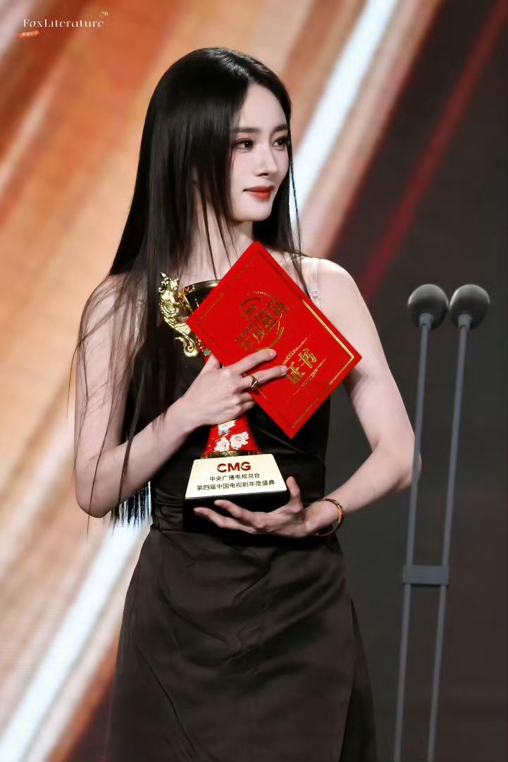 曝杨幂已提名白玉兰最佳女主角一切静候佳音👑杨幂宁绣绣值得！如果提名白玉兰最佳女