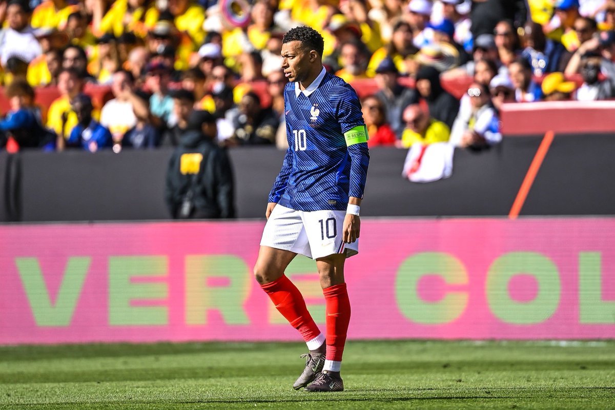 组图：哥伦比亚1比3法国