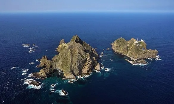 韩国外交部就日本审定通过包含独岛（日本称“竹岛”）领土主张的高中教科书表示强烈抗