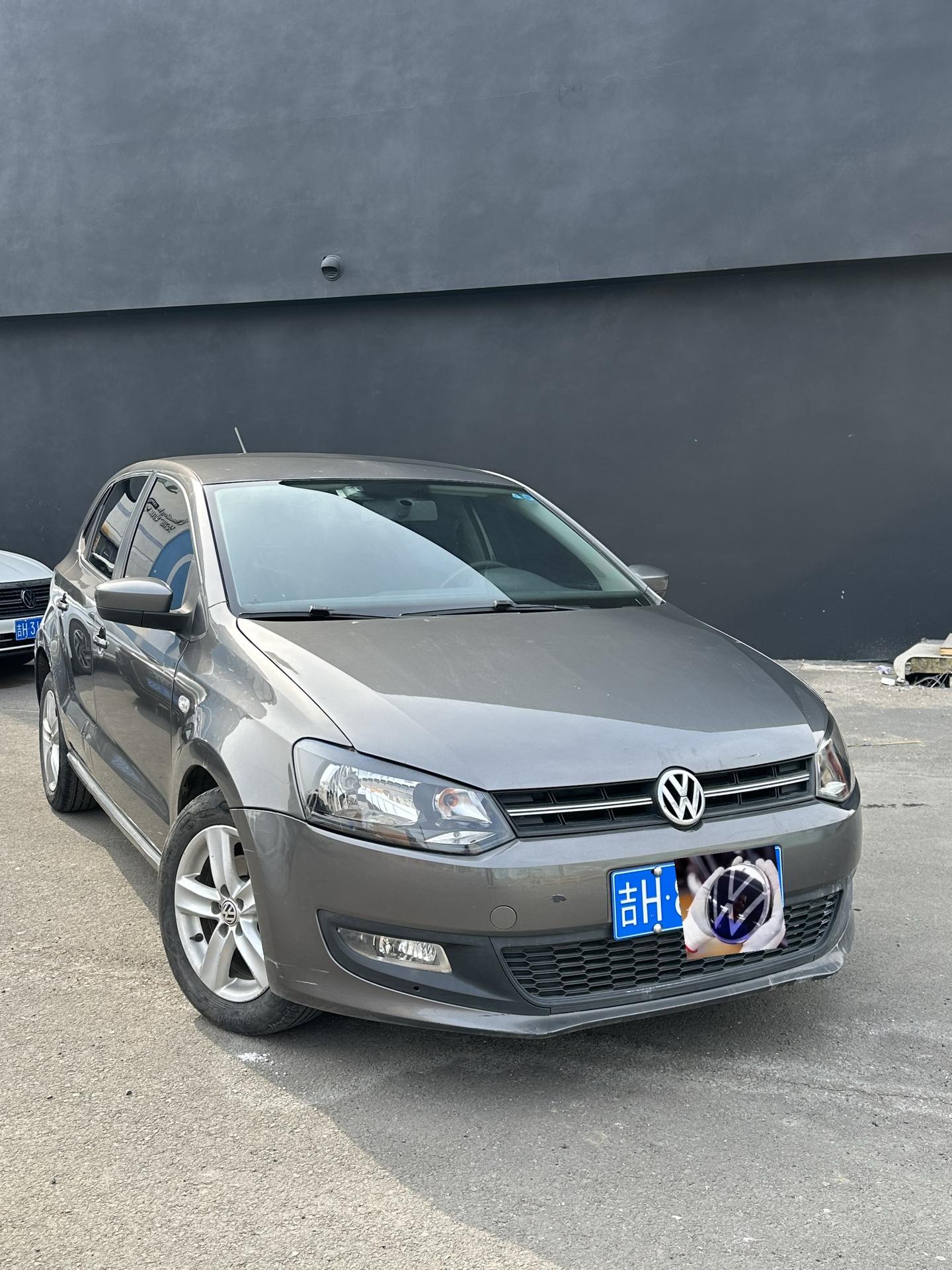 大众菠萝 polo 手动1.4。最新到货 12年大众Polo 1.4手...