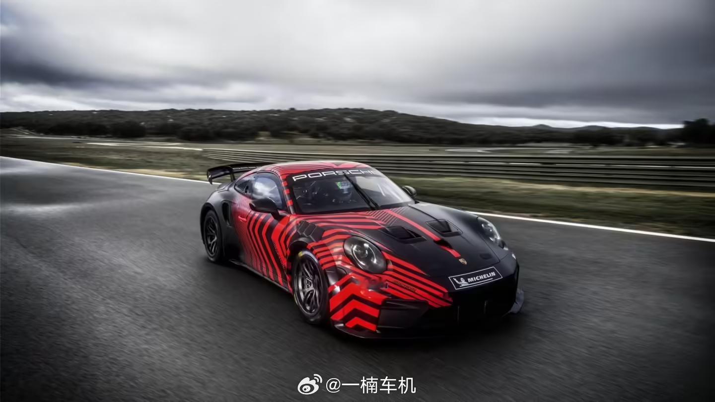 保时捷推出了一台号称“最轻松驾驭”的赛车——911 Challenge，基于GT