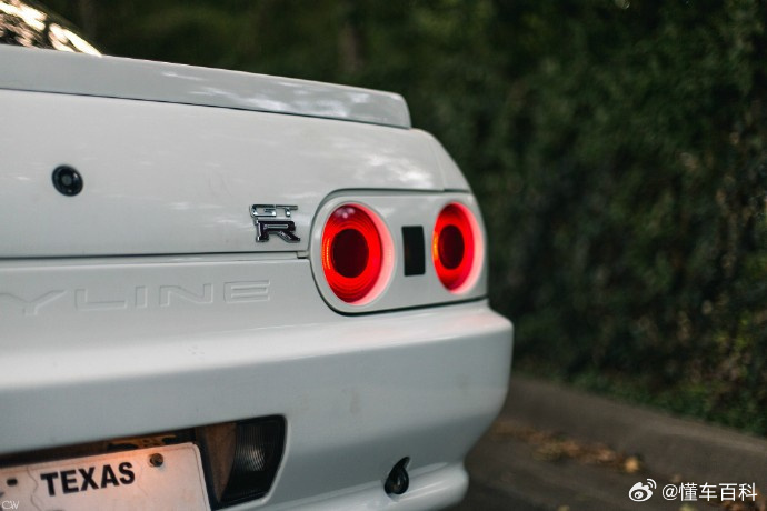 战神GTR，一盏尾灯的诱惑。