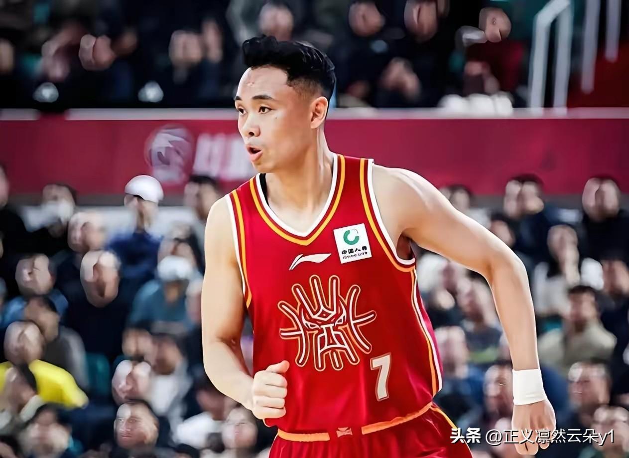 原帅确定加盟江苏男篮！
今年山西男篮球员原帅确定不再留队，本来大家都以为原帅会会