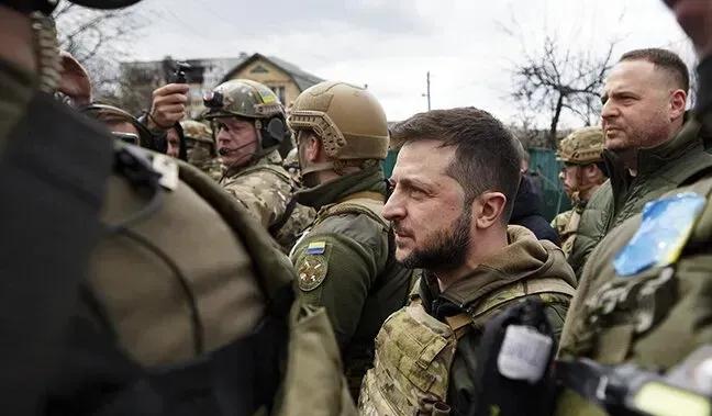 乌克兰是欧洲的伤口，一直流血不止，都是自愿的。乌克兰：再不给装备和资金，我就跟俄