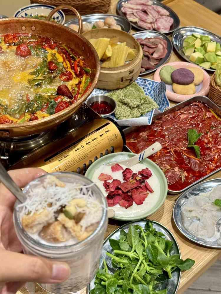 滇浔云南酸菜牛肉火锅，足不出沪享受正宗云南味