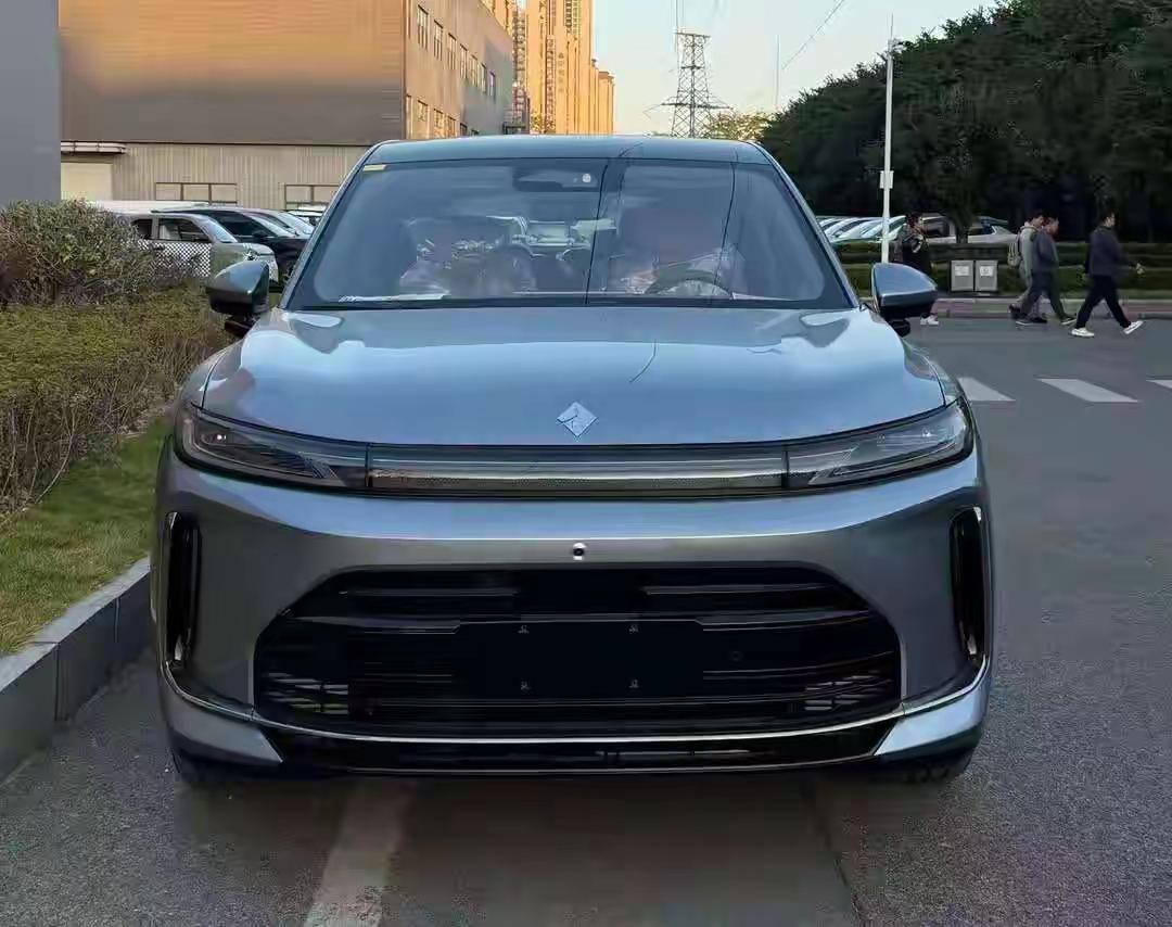 2026买车不纠结，预算15万一20万就选上汽通用五菱华境S旗舰SUV，性价比堪