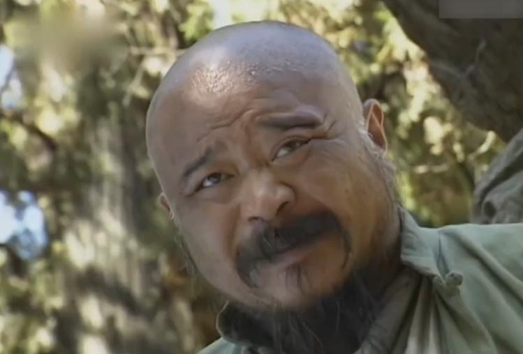 1936年，侠盗塞狸猫得知了一项重要消息，自己的师傅燕子李三死了，死在了北平监狱