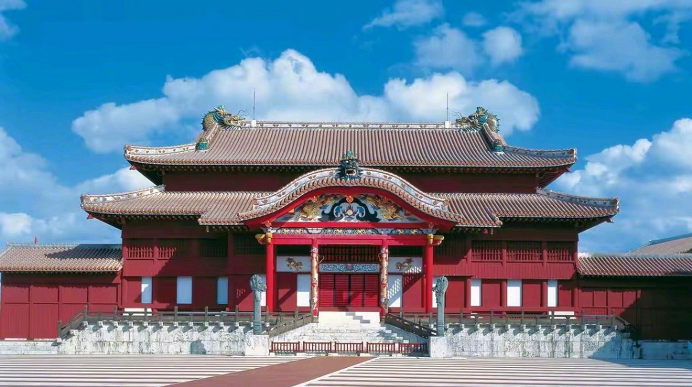 琉球的事情又热了起来，老胡作为看过世界多地变迁的媒体人，我想说，往远处看，琉球在