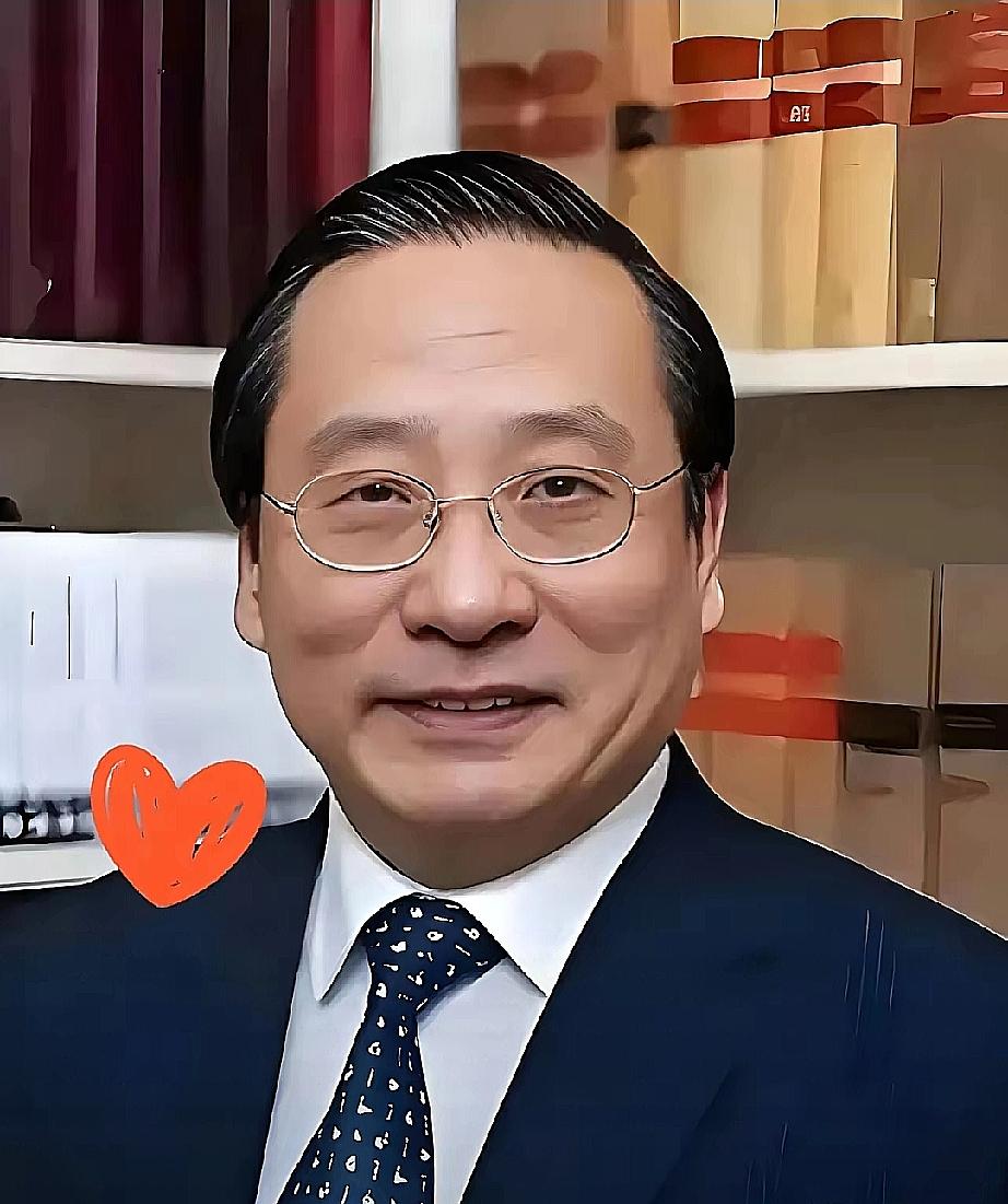 快讯！快讯！
​​​刚刷到凤凰卫视新闻
​​中国已经正式通报日本，全面暂停进口他