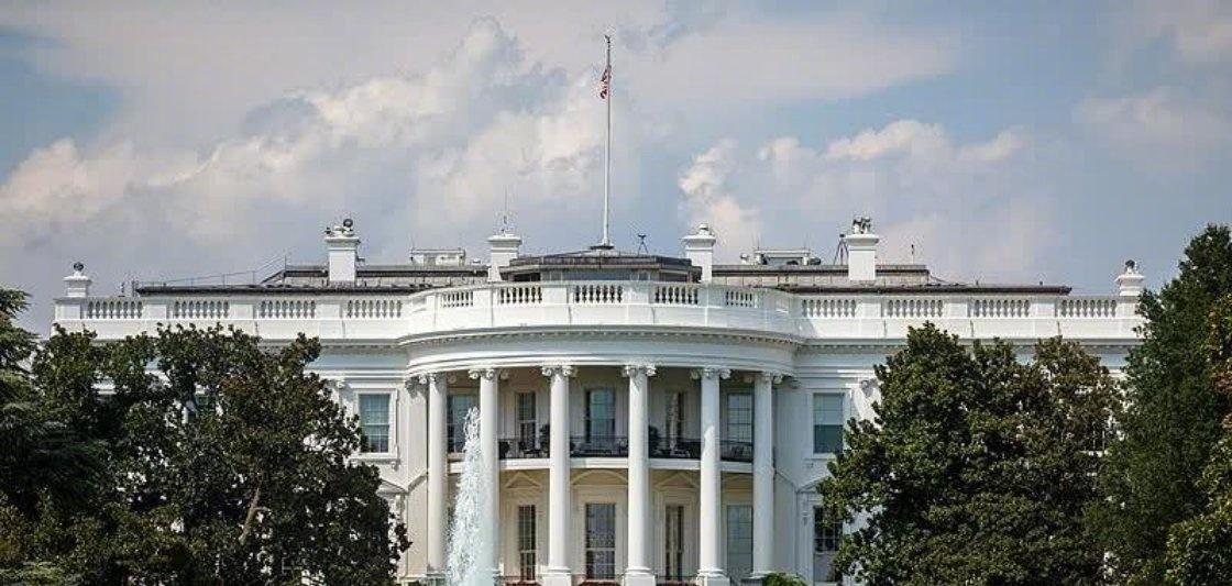 昨日，特朗普签署行政令，威胁对购买受制裁伊朗货物和服务的国家加征关税。该行政令7