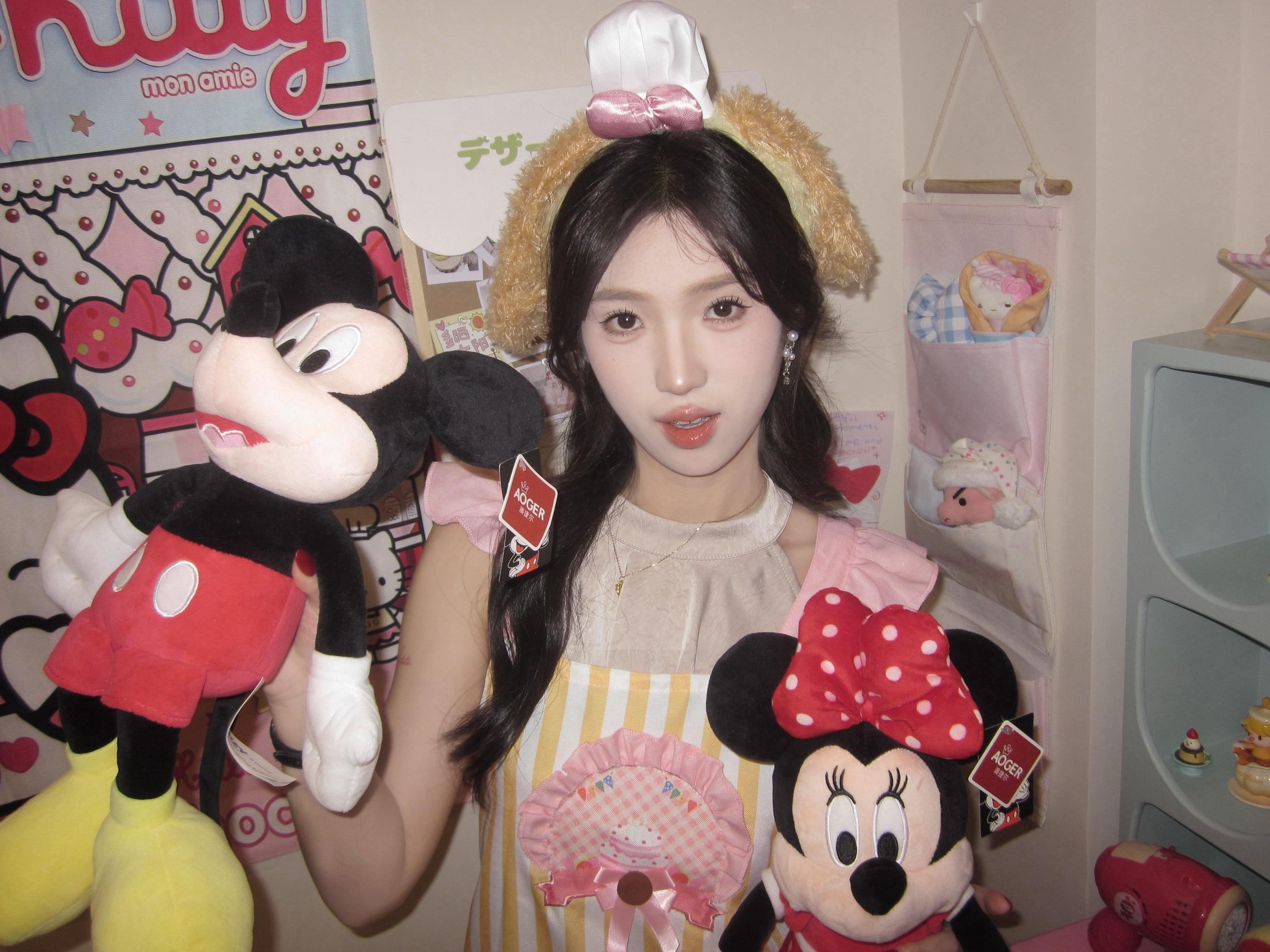 生活给了我一拳 我原地睡了一天 ˃͈ દ ˂͈ ಣ