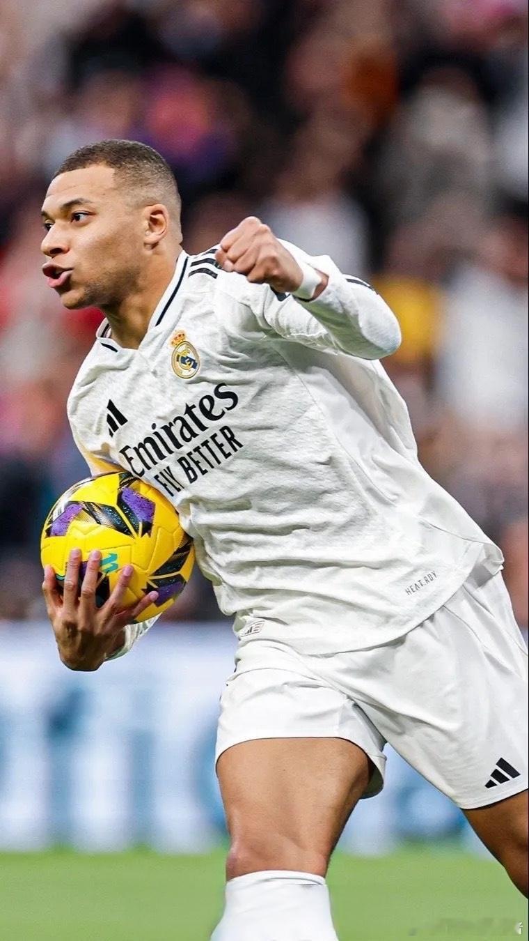 看到图片了，这消息透着股不祥的预感。虽然官方只说“有待观察”，但在世界杯前这个节