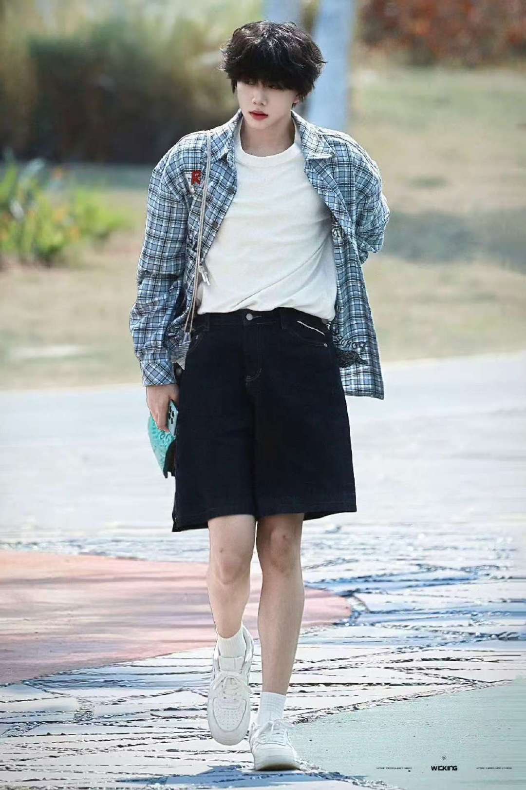 陈奕恒膝盖上的淤青陈奕恒膝盖上好多淤青 陈奕恒膝盖上好多淤青💧 