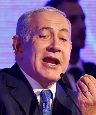 内塔尼亚胡不断对外开战，说白了就是为保总理位置、逃避腐败审判。2020年初，以色