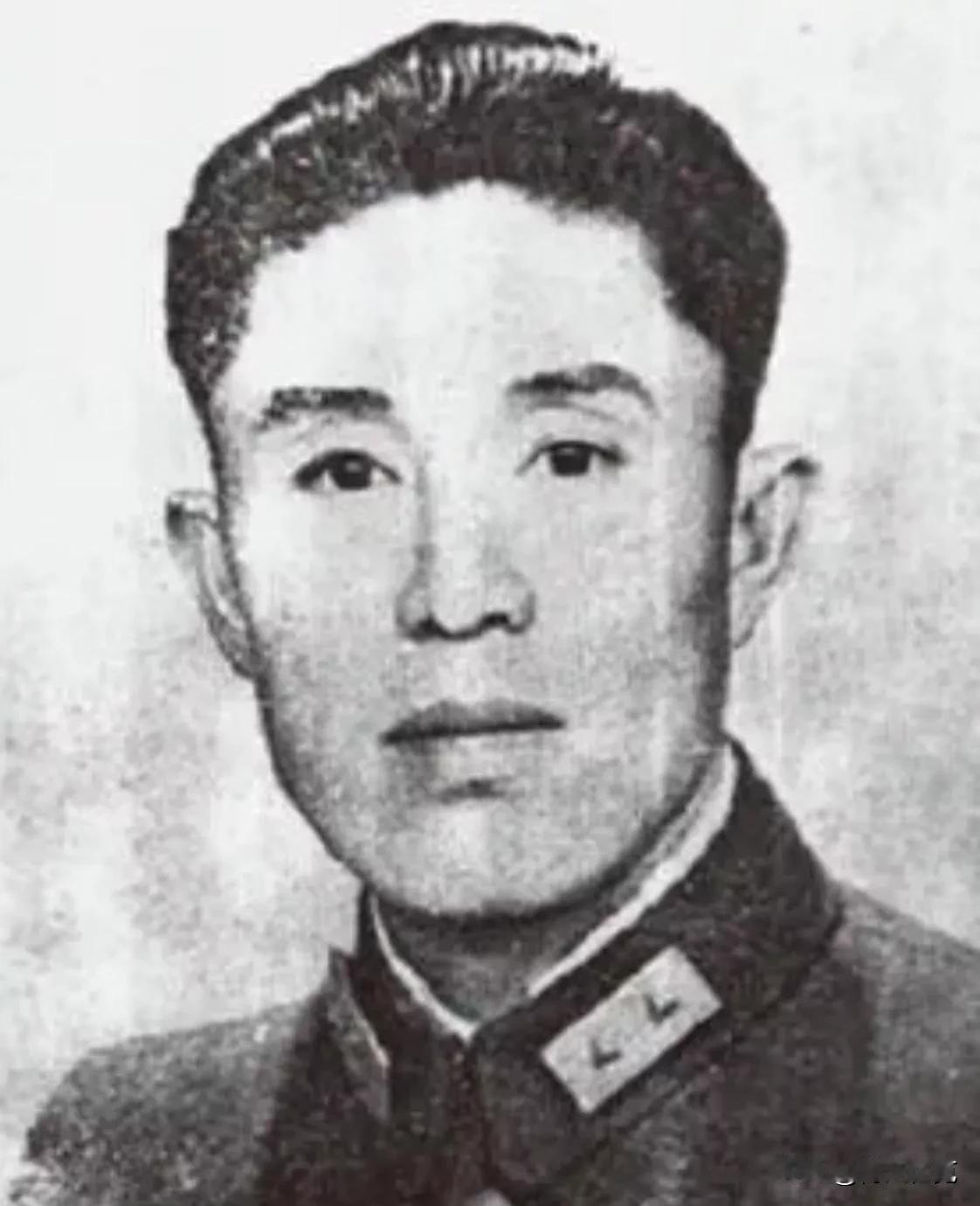 郑洞国：郑洞国（1903—1991），湖南石门人，陆军中将，获青天白日勋章。19