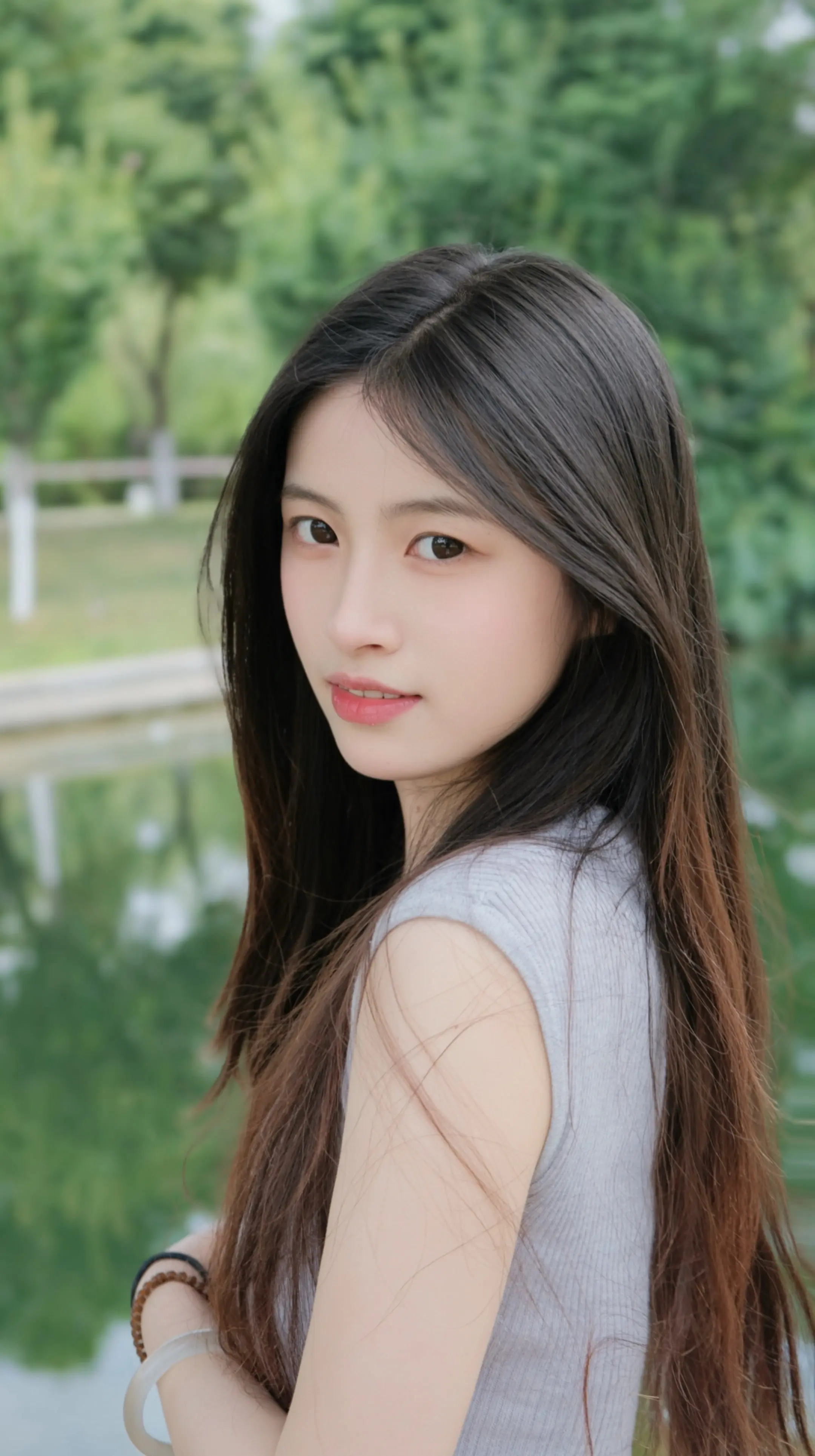 “陆之昂 好久不见”