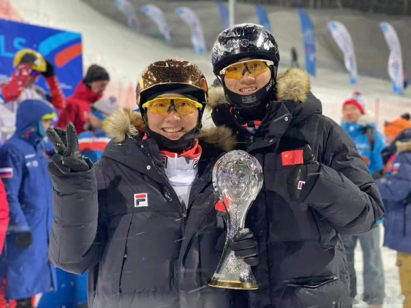 王心迪徐梦桃双金夫妻档 王心迪徐梦桃 金牌夫妻 这下真是可以让桃子问，我老公是冠