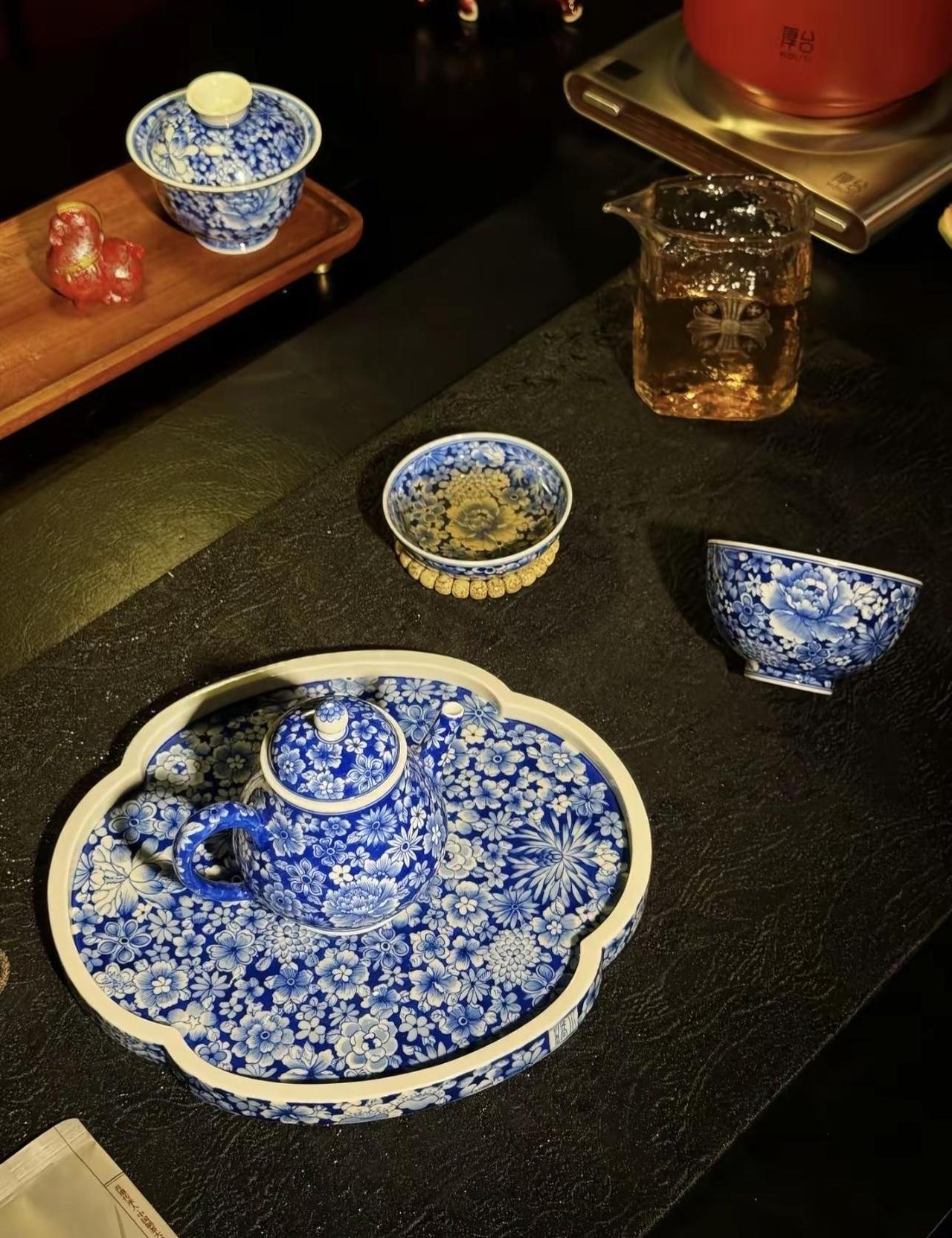 人都会疲惫会暗淡 但也会因为某个瞬间 重新爱上生活氛围感 高级感 茶空间 小酌怡