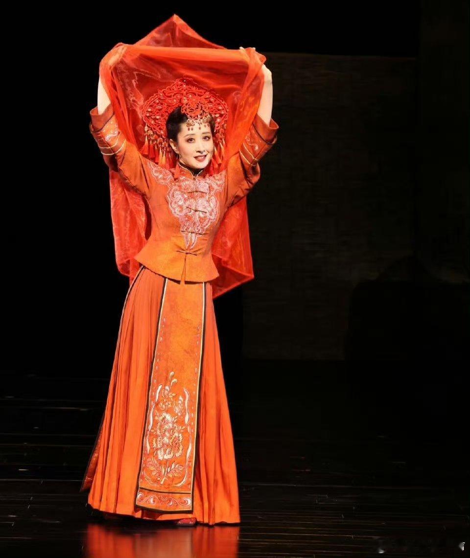 刘敏涛凭俗世奇人获文华表演奖 刘敏涛的演技，我们都是有目共睹的，真的很有实力，热