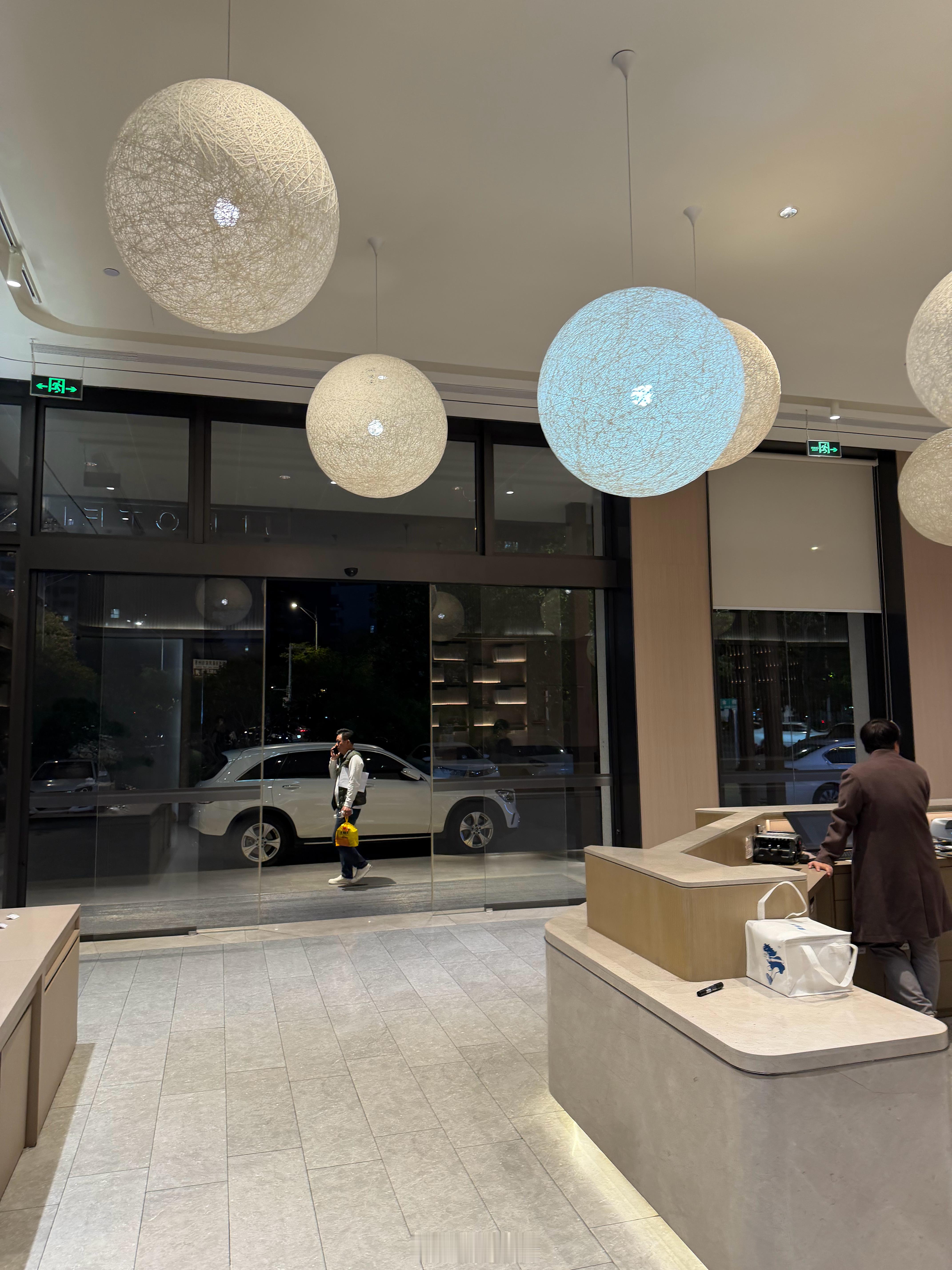 兄弟们，刚经历了将近四小时车程，终于到了 惠州