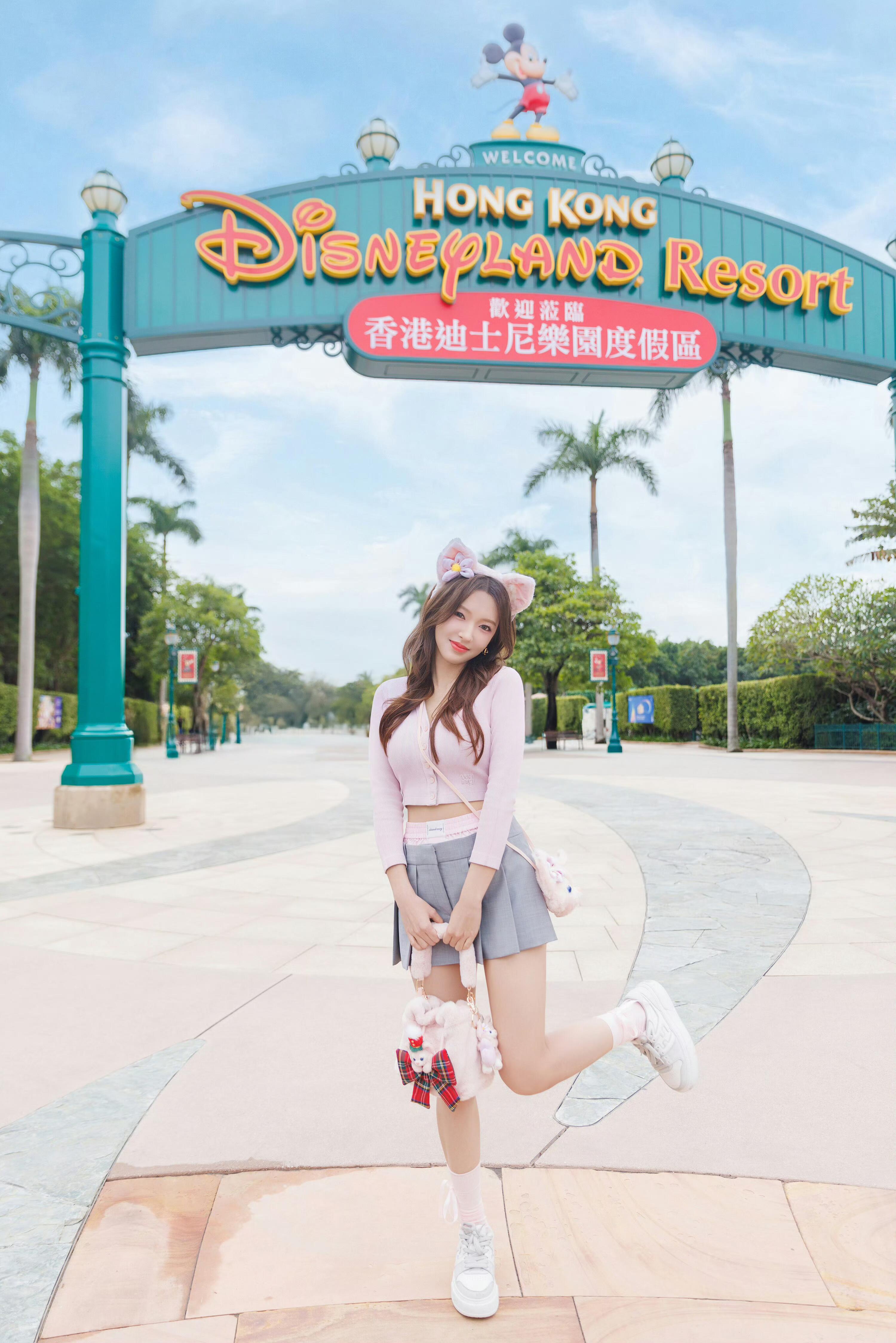 程潇出道十周年，迪士尼花絮 