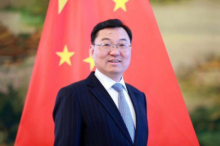 我使馆回应美加征关税：美方违背承诺，中方强烈不满问：5月14日，美方发布对华加征
