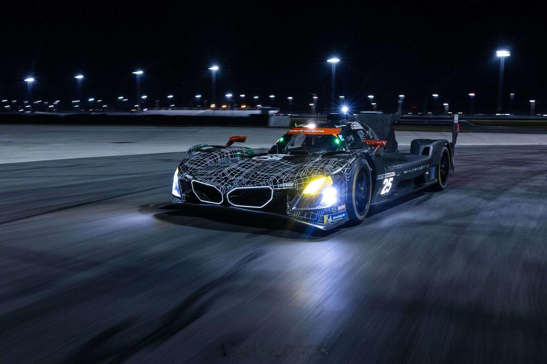 全新的BMW M Hybrid V8赛车将会在2026赛季的WEC和ISMA赛事