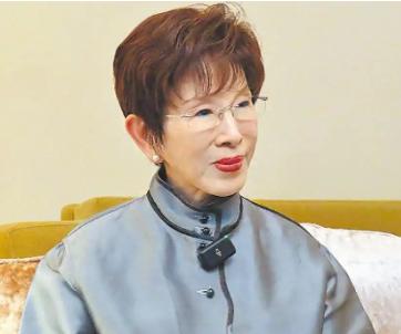 [微风]民进党立委邱志伟都把狠话撂出来了，说“等洪秀柱回来就抓”，结果再看国民党