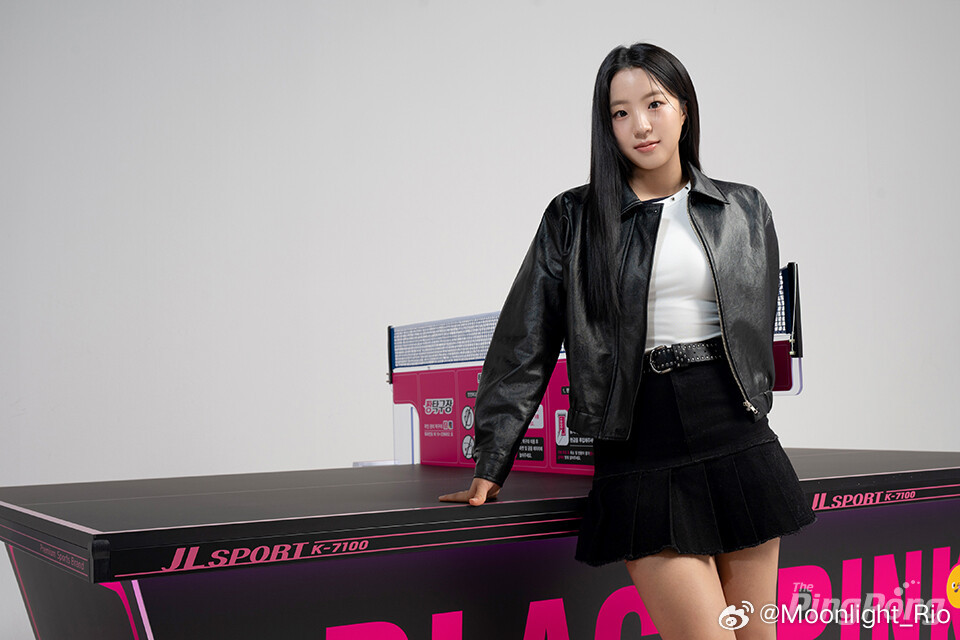 皮衣look 🆚 粉色look 