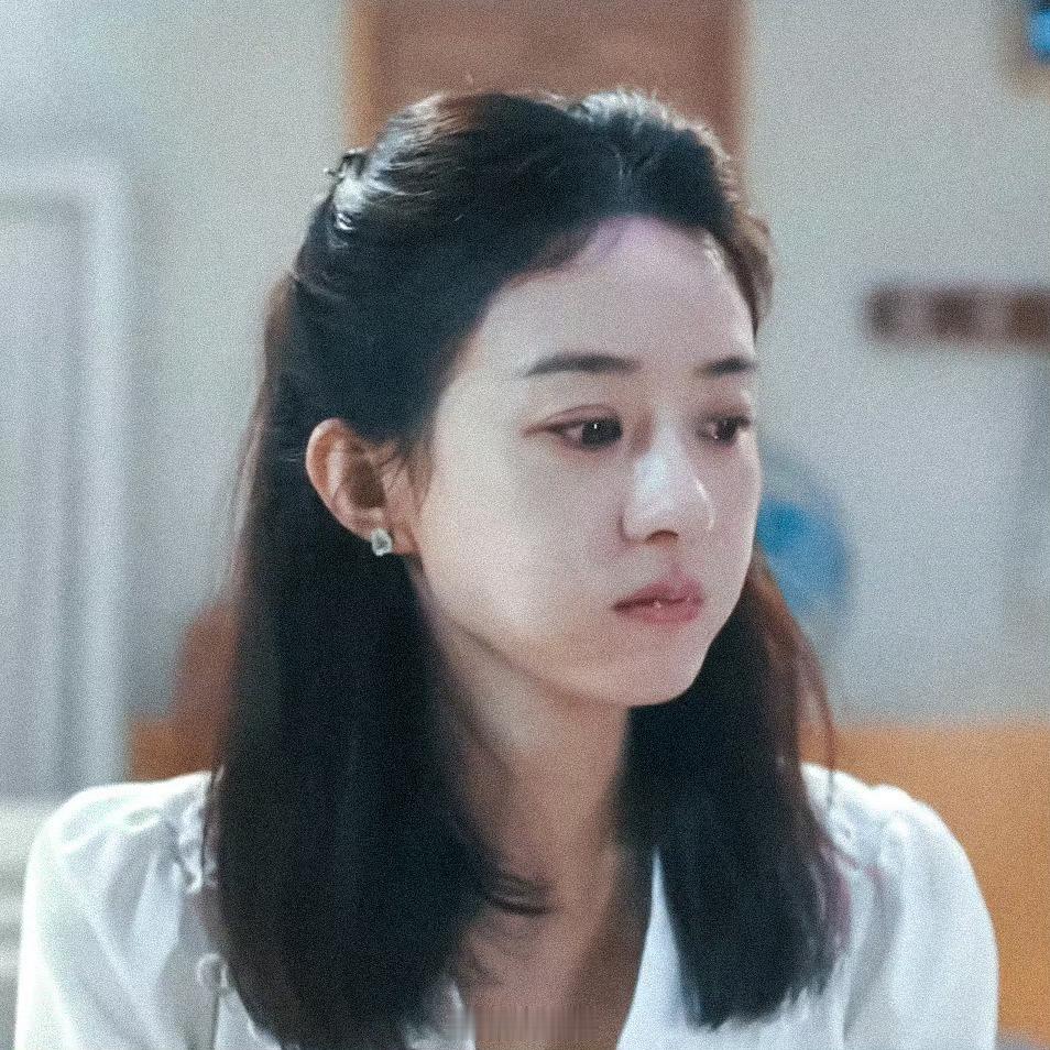 赵丽颖 赵丽颖乔妍 赵丽颖 电影乔妍的心事我比流言蜚语先认识她赵丽颖，所以她说没