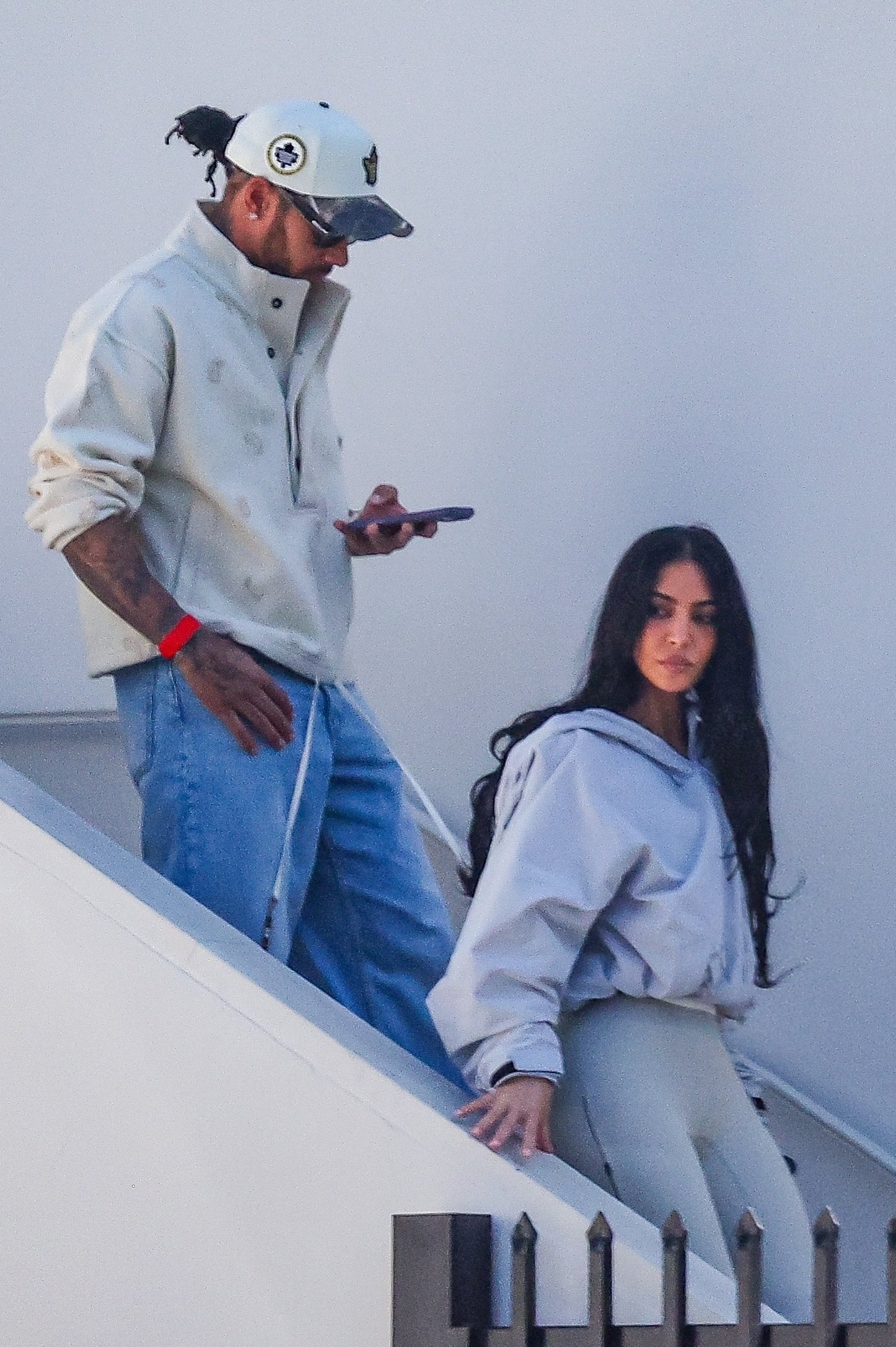 Kim Kardashian 和 Lewis Hamilton 今日在洛杉矶外出