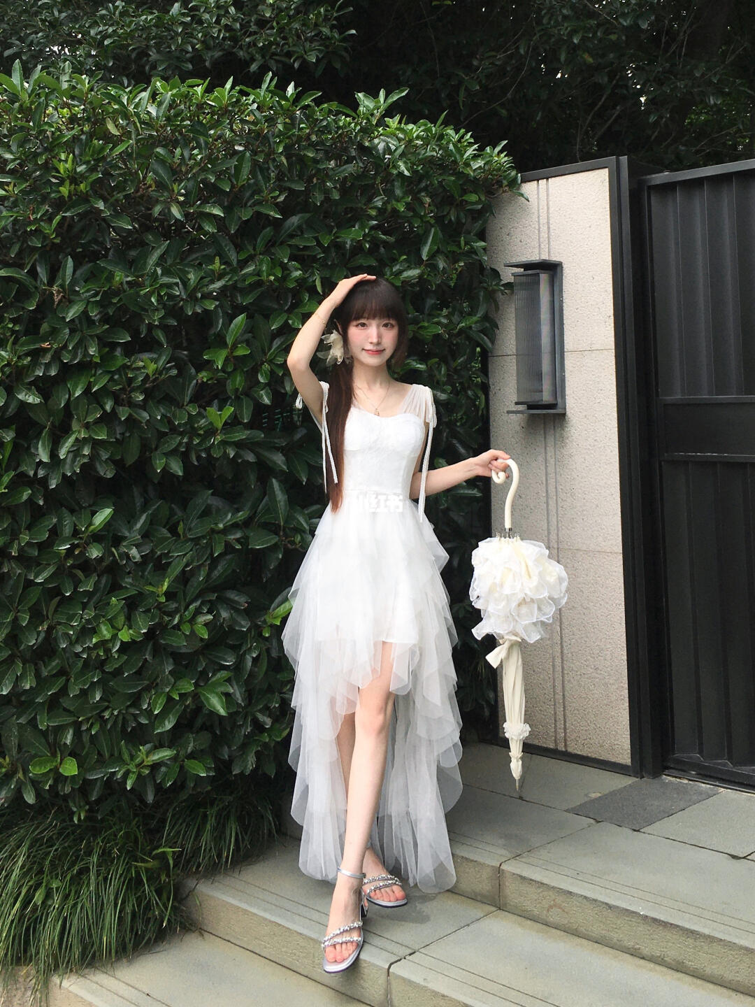 纯白色给的氛围感