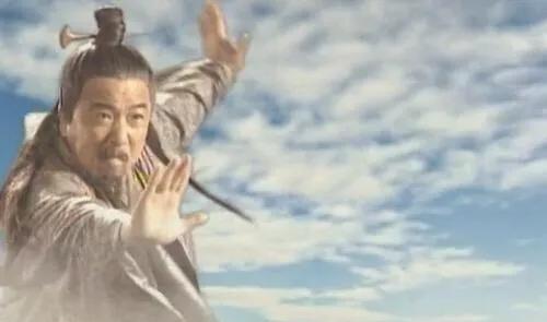 姜子牙第一世是长着翅膀的黄熊，第二世是姜子牙本尊，第三世是孙武子，第四世是孙膑，