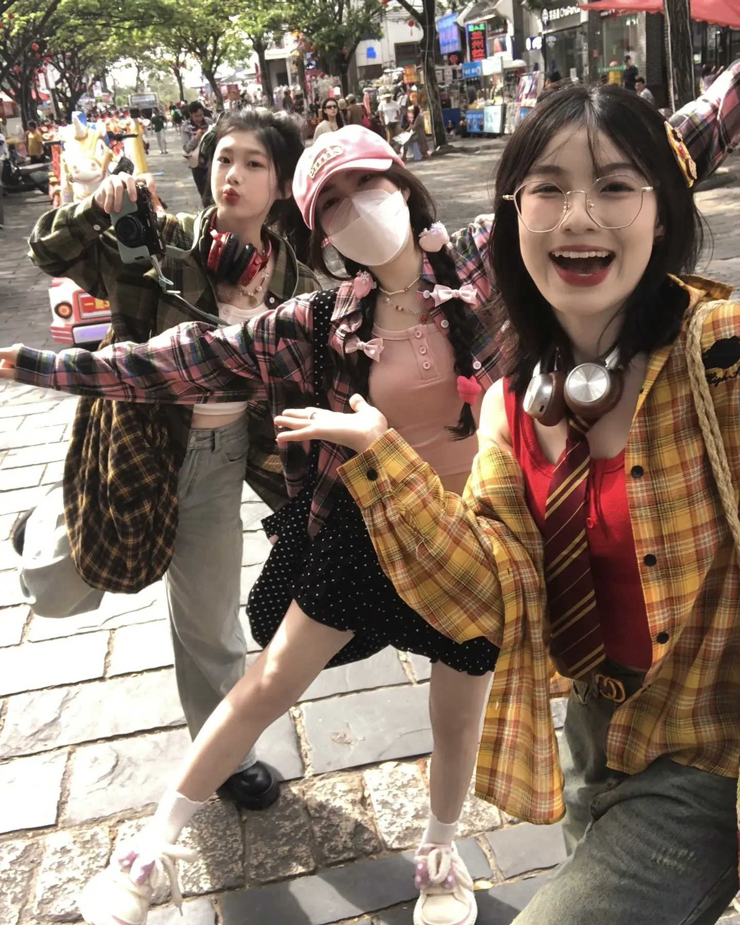 哪怕只有一段路 也只属于我们 