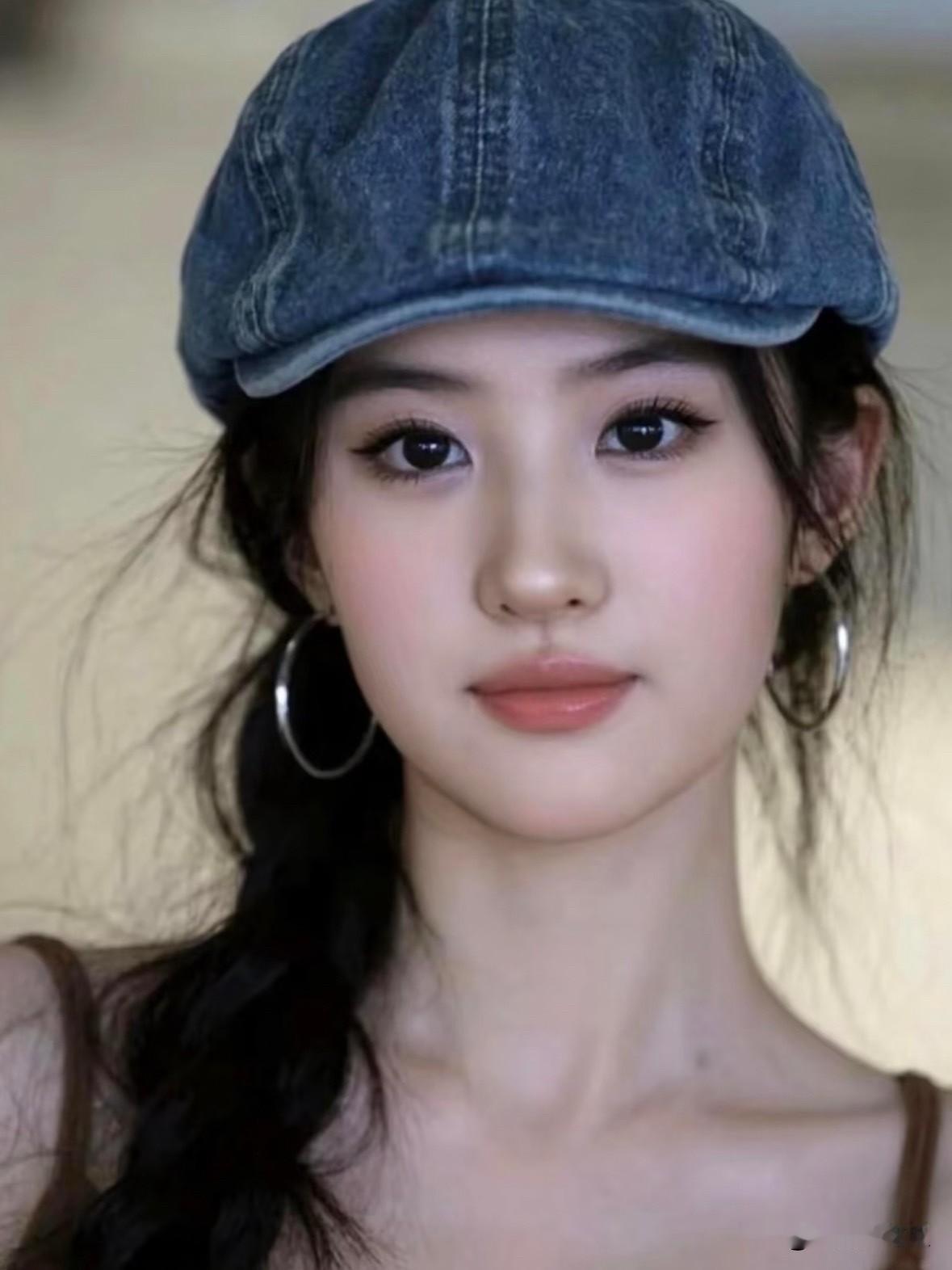 38岁的刘亦菲
25岁的易烊千玺
想要不断进步的瑞幸咖啡
瑞幸咖啡请刘亦菲我也不