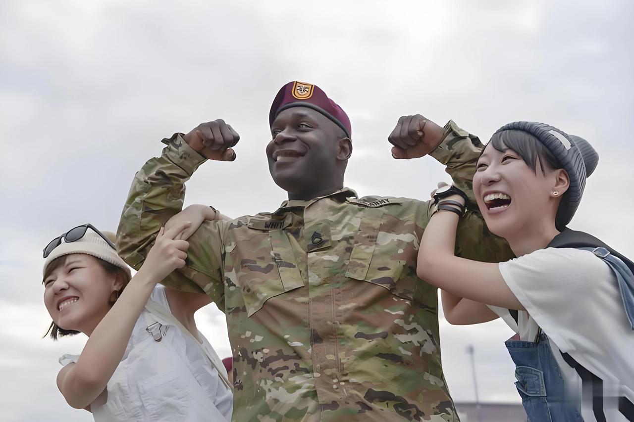 有朋友想让我来聊一下日元贬值这件事儿。那么我就引用布林肯在不久之前说过的一句话，