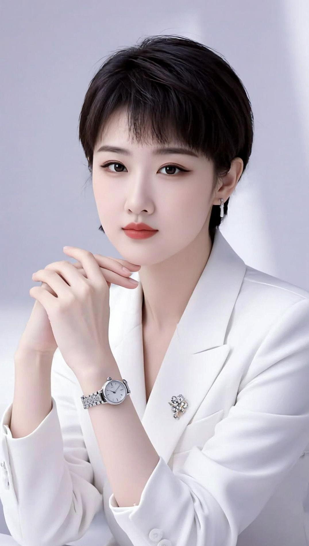 AI白领肖像 抖音ai创作